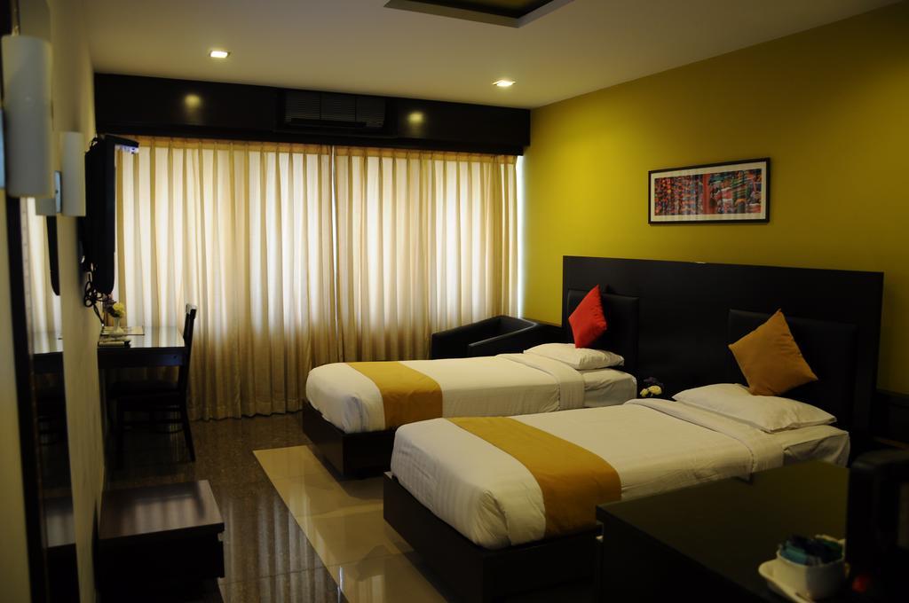 Hotel Jade Garden Mysore Eksteriør billede