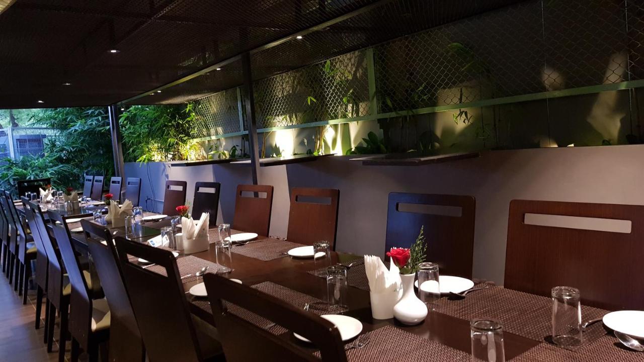 Hotel Jade Garden Mysore Eksteriør billede